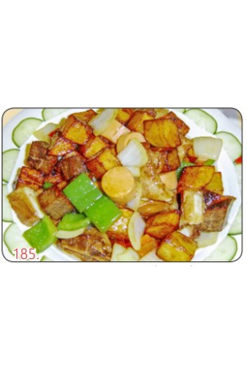 Тушёное ассорти (колбаса, хрящи, картофель, говядина)